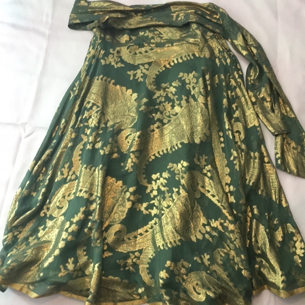 Soft Surroundings gold and green festive skirt